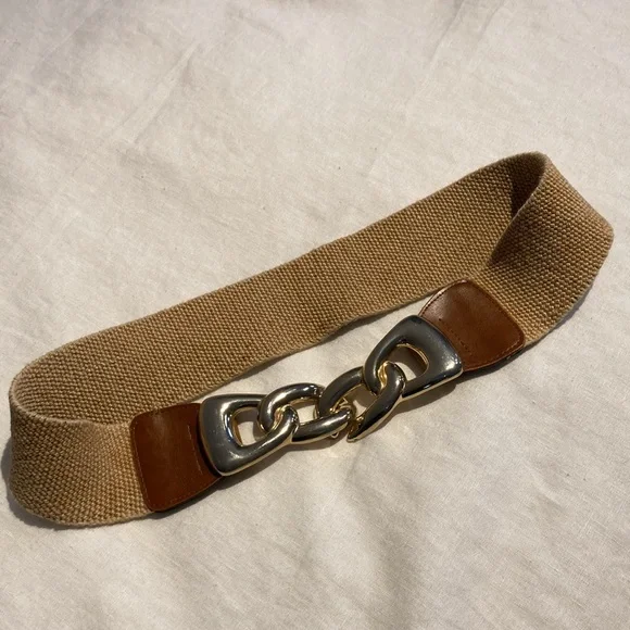 Vintage stretch belt with large gold chain link buckle - Picture 5 of 12